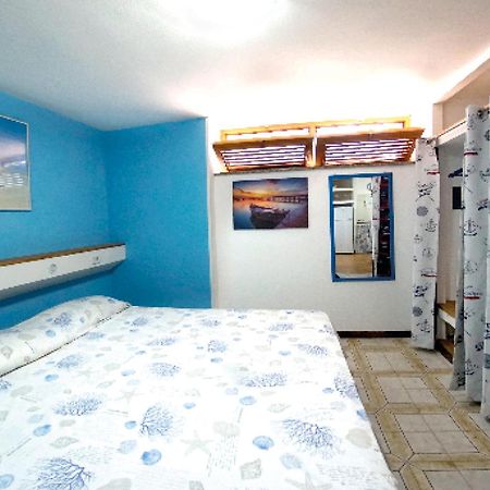 Appartamento In Villa Valentini, Fronte Mare, Giardino E Parcheggio Privato, Wifi, Dotato Di Tutti I Confort, Nel Golfo Di Gaeta Мінтурно Екстер'єр фото