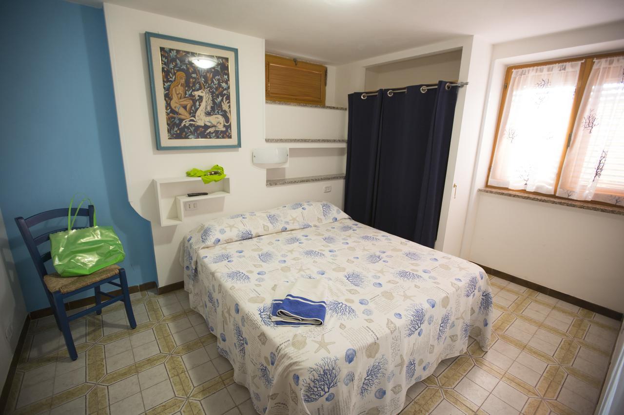 Appartamento In Villa Valentini, Fronte Mare, Giardino E Parcheggio Privato, Wifi, Dotato Di Tutti I Confort, Nel Golfo Di Gaeta Мінтурно Екстер'єр фото